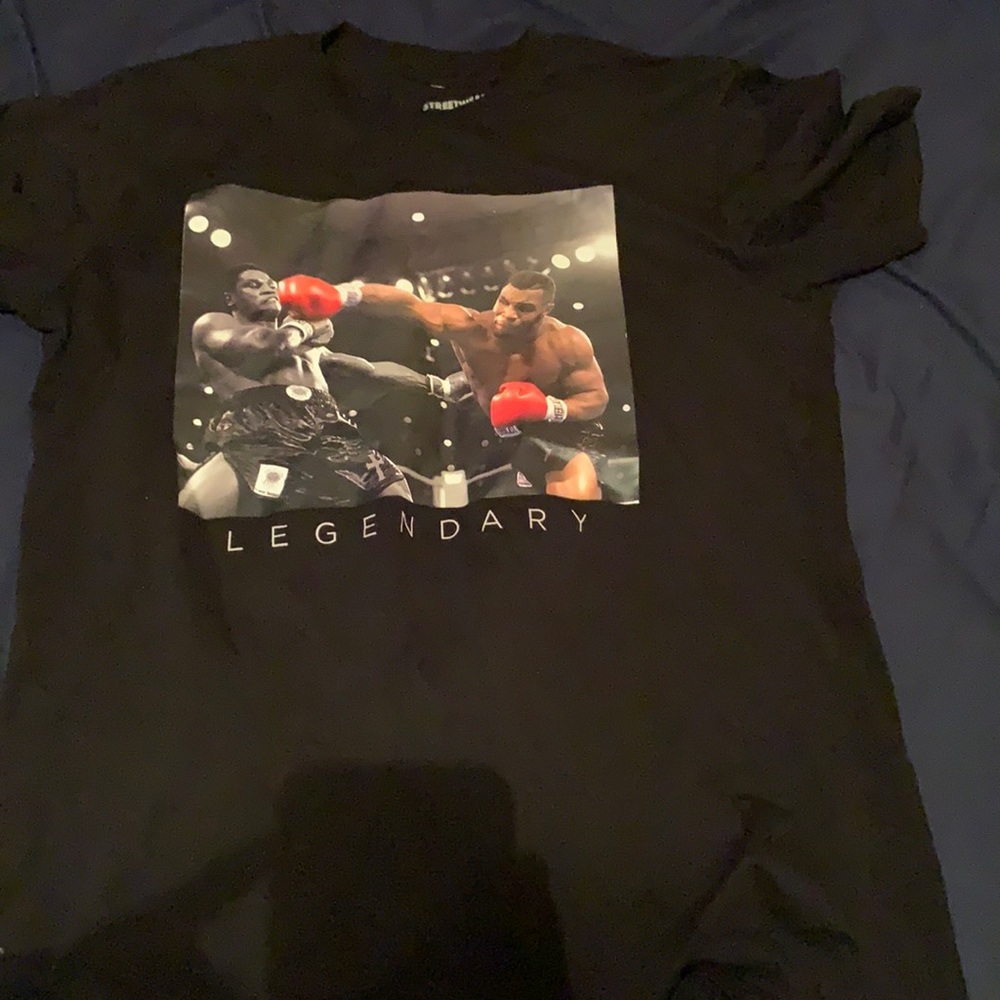 Medium Mike Tyson shirt